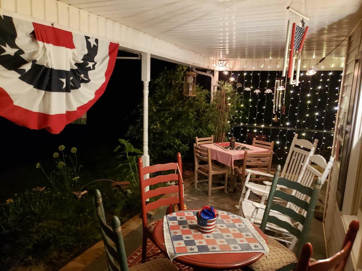 Blue Ridge Manor Bed And Breakfast Fancy Gap Екстер'єр фото
