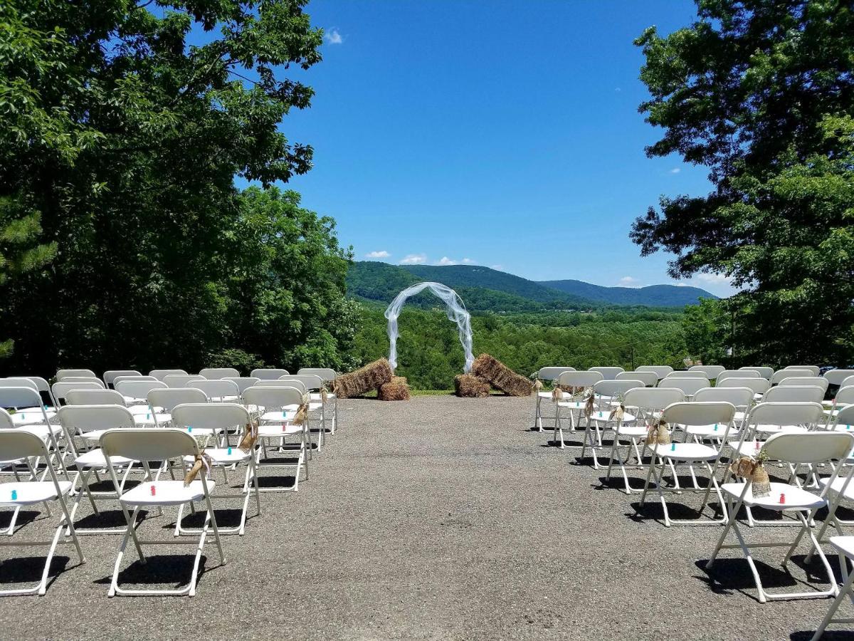 Blue Ridge Manor Bed And Breakfast Fancy Gap Екстер'єр фото